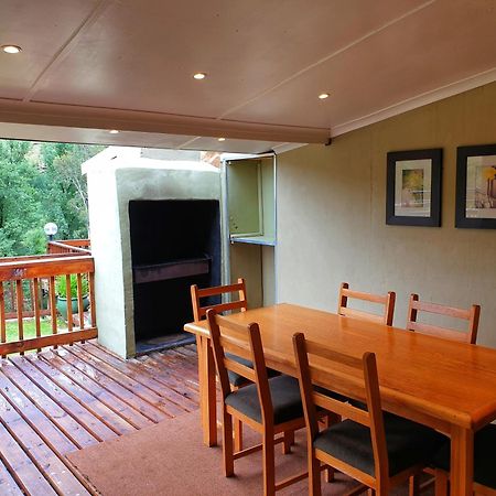 Gooderson Leisure Mountain View Cottages Self Catering And Timeshare Resort ドラケンスバーグ・ガーデン エクステリア 写真