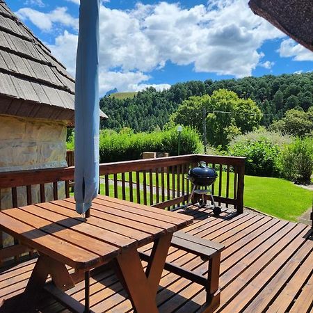 Gooderson Leisure Mountain View Cottages Self Catering And Timeshare Resort ドラケンスバーグ・ガーデン エクステリア 写真