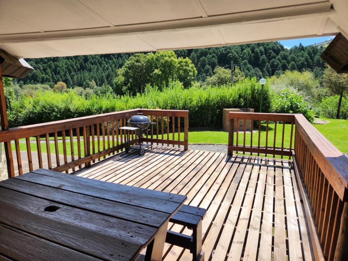 Gooderson Leisure Mountain View Cottages Self Catering And Timeshare Resort ドラケンスバーグ・ガーデン エクステリア 写真