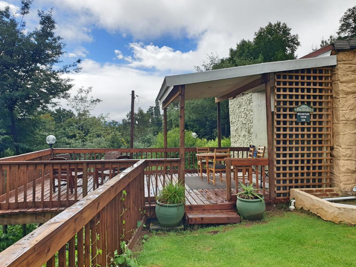 Gooderson Leisure Mountain View Cottages Self Catering And Timeshare Resort ドラケンスバーグ・ガーデン エクステリア 写真